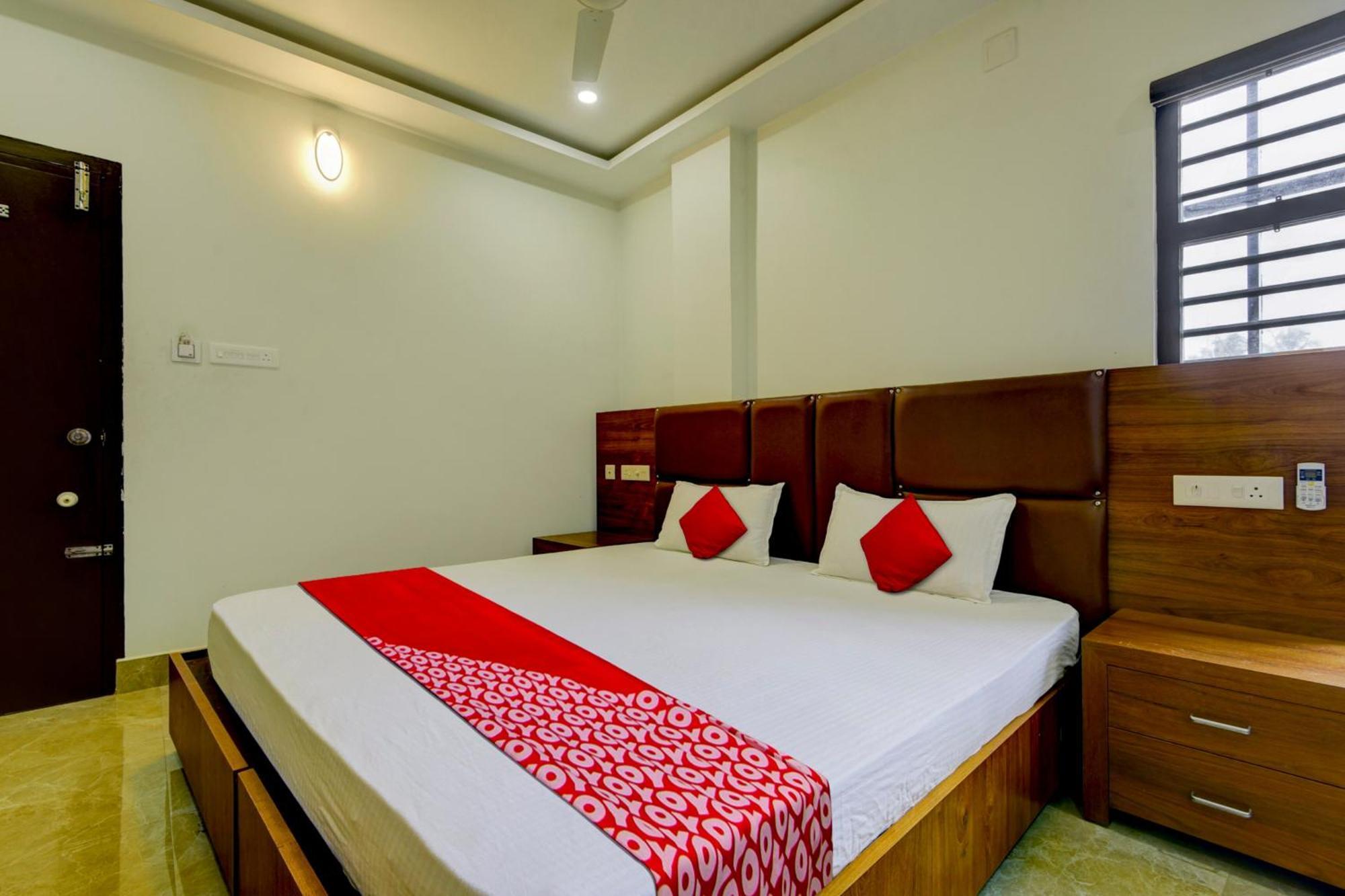 Hotel O Royal Tower Lodge Etakkare Экстерьер фото