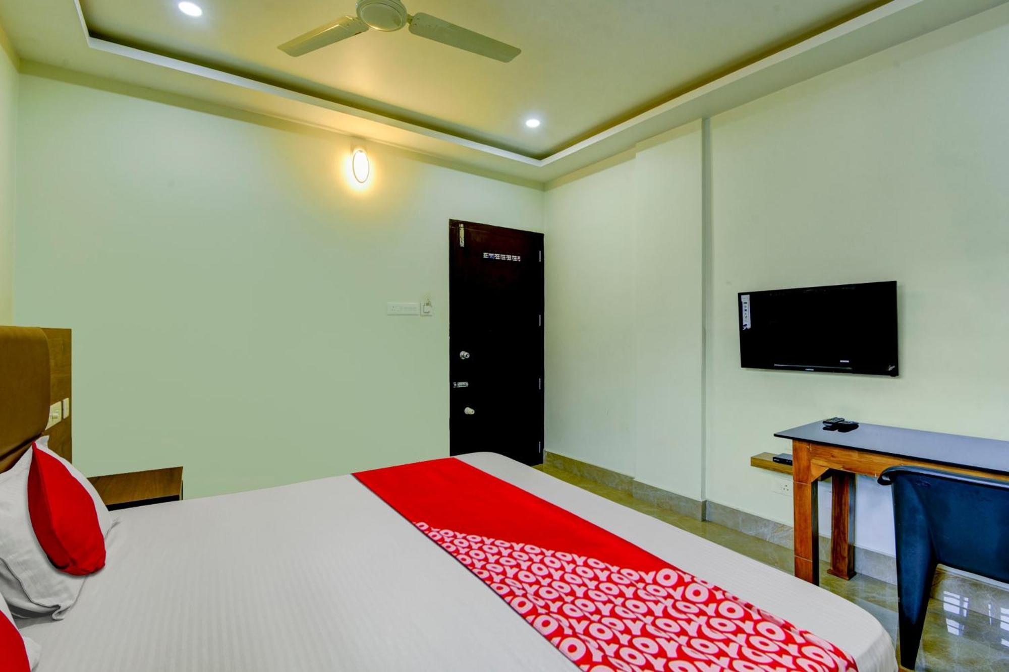Hotel O Royal Tower Lodge Etakkare Экстерьер фото
