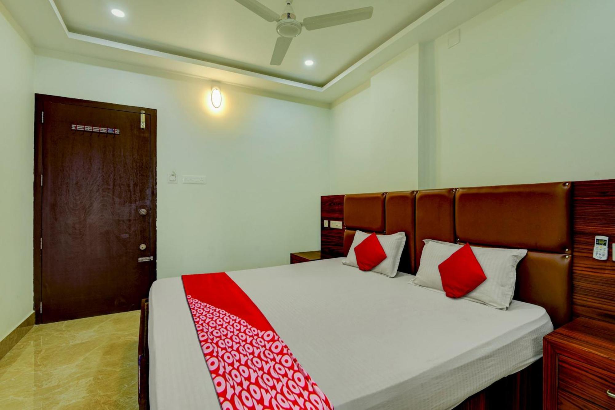 Hotel O Royal Tower Lodge Etakkare Экстерьер фото